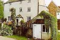 Exterior Church Farm Guest House