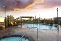 Swimming Pool Ayres Hotel & Spa Moreno Valley