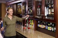 Bar, Cafe and Lounge Ayres Hotel & Spa Moreno Valley