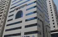 Luar Bangunan 4 Uptown Hotel Apartments Abu Dhabi