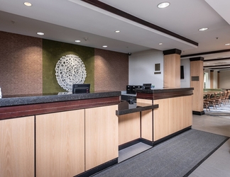 Lobby 2 Fairfield Inn & Suites by Marriott New Bedford