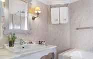 In-room Bathroom 6 Micra Anglia Boutique Hotel & Spa