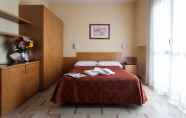 Bedroom 3 IH Hotels Milano ApartHotel Argonne Park