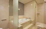 In-room Bathroom 5 Haeundae Centum Hotel