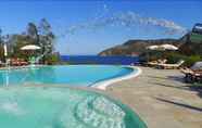 Swimming Pool 5 Vulcano Blu Residence