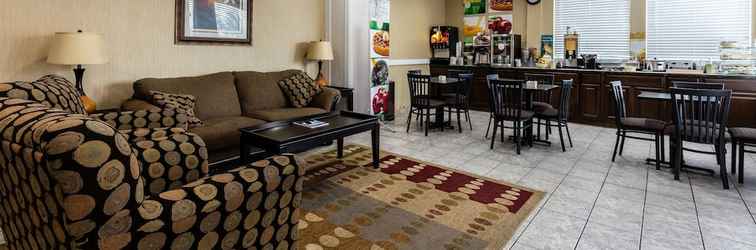 Lobi Quality Inn Tullahoma