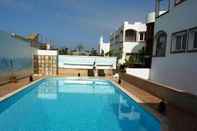 Swimming Pool Dolce Vita Thalasso Center Hotel