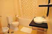 In-room Bathroom 3 Vicentina Hotel
