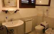 In-room Bathroom 4 Baglio Costa di Mandorla
