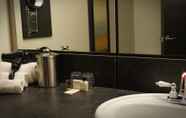 In-room Bathroom 6 Grand Times Hotel Sherbrooke