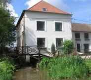 Exterior 2 Auberge du Moulin d'Audenfort Guest House