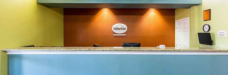 Lobby Suburban Studios