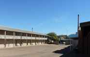 Exterior 4 Burke and Wills Mt Isa Motel