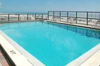 Swimming Pool Ocean Trillium Suites