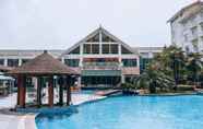 Swimming Pool 4 Pullman Zhangjiajie