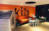 Lobby 7 ibis Styles Saint Julien en Genevois Vitam