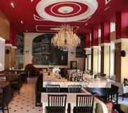 Bar, Cafe and Lounge 4 Domotel Arni