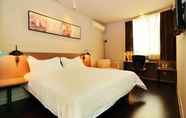 Bedroom 5 Jinjiang Inn Select Wuhan Chuhehan Street Shuiguo Lake