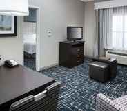 Common Space 5 Homewood Suites by Hilton Cedar Rapids-North
