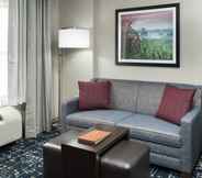 Common Space 3 Homewood Suites by Hilton Cedar Rapids-North