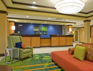 Lobby 2 Fairfield Inn & Suites by Marriott Commerce