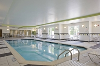 Swimming Pool Fairfield Inn & Suites by Marriott Commerce