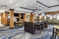 Bar, Cafe and Lounge Fairfield Inn & Suites by Marriott Commerce