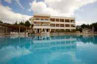 Swimming Pool Ziakis Hotel & Studios