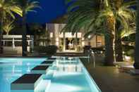 Swimming Pool Hotel SEZZ Saint-Tropez