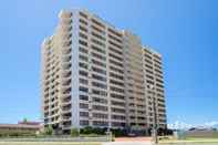 Exterior Breakers North Absolute Beachfront Apartments