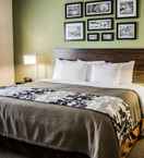 BEDROOM Sleep Inn & Suites