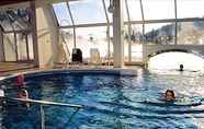 Swimming Pool 4 Hotel Vesna