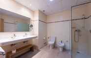 In-room Bathroom 4 RH Silene Hotel & Spa 4* Sup