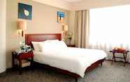 Bedroom 4 GreenTree Inn Jiujiang Railway Station Hotel