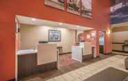 Lobby 5 La Quinta Inn & Suites by Wyndham Smyrna TN - Nashville