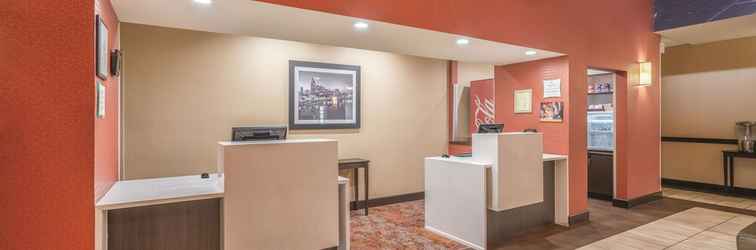 Lobby La Quinta Inn & Suites by Wyndham Smyrna TN - Nashville