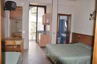 Bedroom Hotel Residence Moneglia