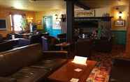 Bar, Kafe, dan Lounge 3 The Newmarket Inn