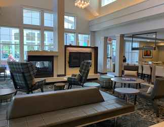Lobby 2 Residence Inn by Marriott Concord