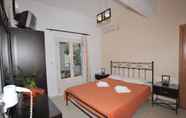 Kamar Tidur 4 Stelios Place