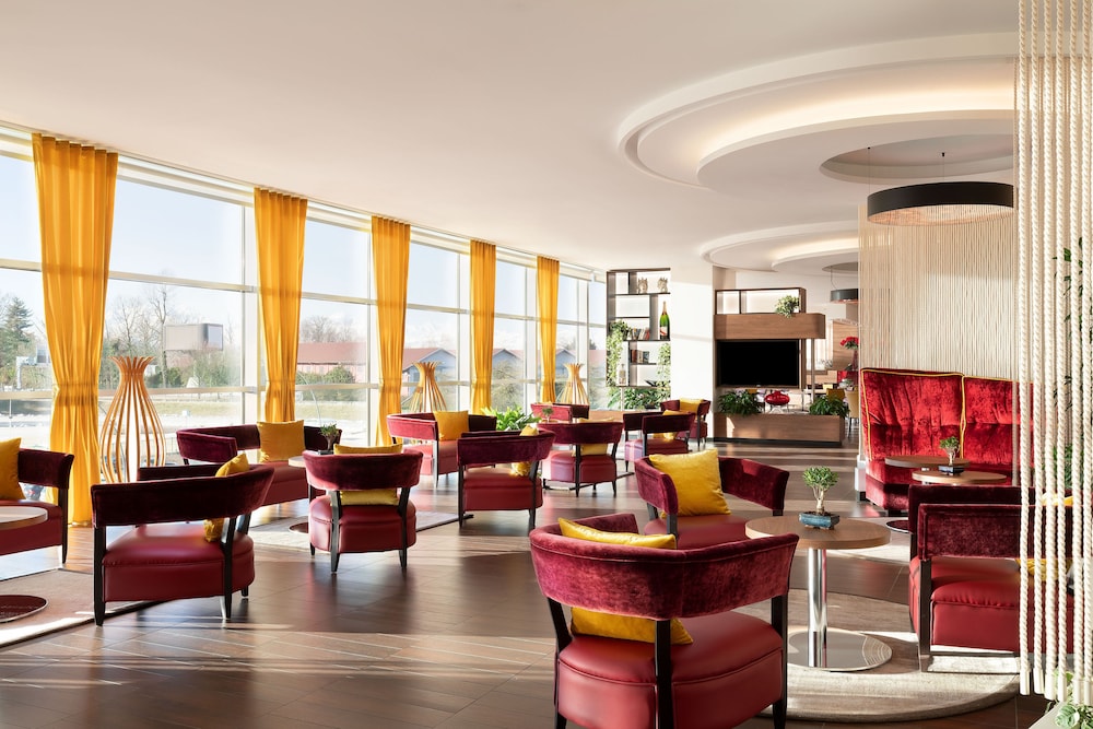 Lobby Sheraton Milan Malpensa Airport Hotel & Conference Center