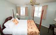 Bedroom 7 Brigantine Inn & Suites