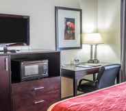 Bedroom 7 Comfort Inn & Suites Glenpool
