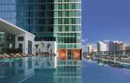 สระว่ายน้ำ 4 JW Marriott Marquis Miami