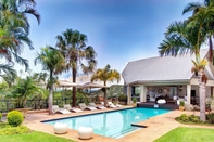 Swimming Pool Francolin Lodge