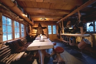 Entertainment Facility Engholm Husky Design Lodge