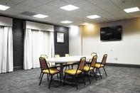 Functional Hall Hampton Inn & Suites Richmond/Glenside