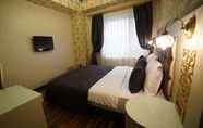 Bedroom 6 Ascot Hotel Buyukada