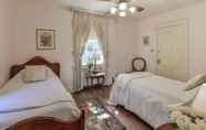 ห้องนอน 3 Cedars of Williamsburg Bed & Breakfast