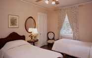 Kamar Tidur 2 Cedars of Williamsburg Bed & Breakfast